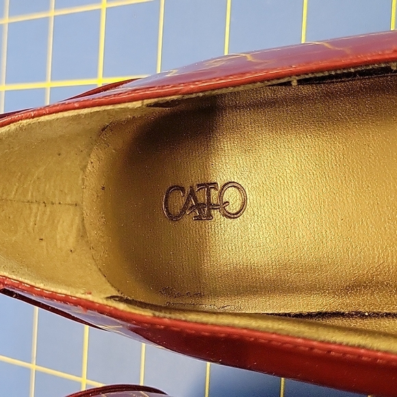 Cato Wine Metal Chain Accent Size 9 Pumps - Picture 3 of 6